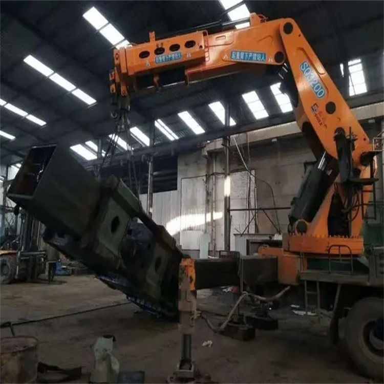 简阳130吨折臂吊车出租吊机租赁附近电话